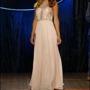 Light Pink Prom/Pageant/Homecoming Gown